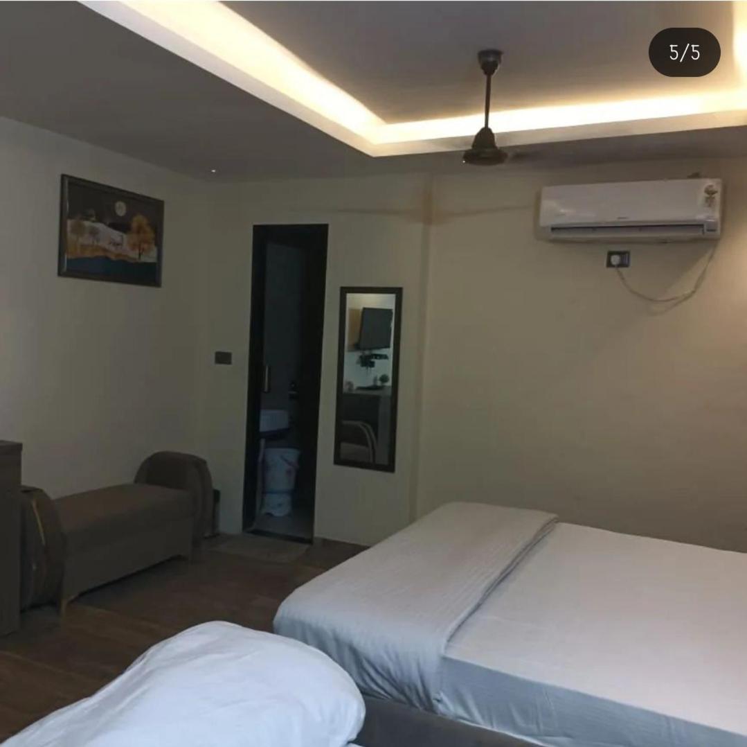 Hotel Kritika Велика Нойда Екстер'єр фото